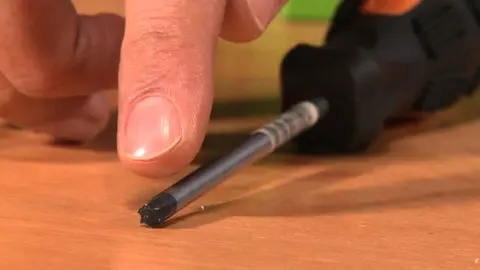 Pelea en Posadas (C&oacute;rdoba). Clava un destornillador en la espalda a un hombre