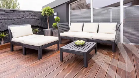 Leroy Merlin se vuelve loco y arrasa con el sof&aacute; rebajado