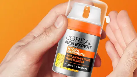 Adi&oacute;s arrugas y fatiga: esta crema en Amazon para despu&eacute;s de la ducha lleva vitamina C