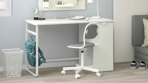 Escritorio LARANDE de Ikea