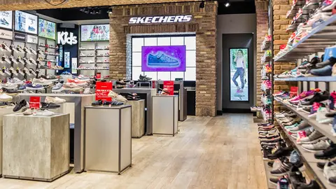 Skechers ya est&aacute; en modo invierno: vende un chaleco (con bolsillos) que repele el agua y resiste al viento