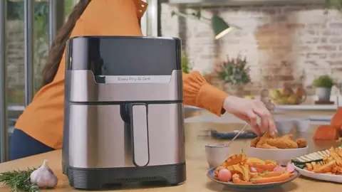 Esta freidora de aire XL sigue reventando las ventas
