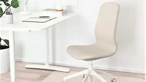 Esta silla de Ikea sale m&aacute;s cara que la mesa y ni te la imaginas: 5 fundas y 2 estructuras