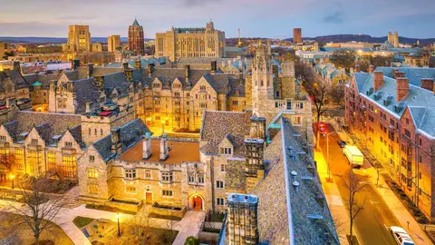 No vayas a Yale por una sudadera: Carrefour las tiene sin necesidad de ir a la Universidad americana