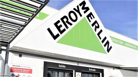 Cada septiembre pasa lo mismo: Leroy Merlin arrasa con esta l&aacute;mpara imprescindible