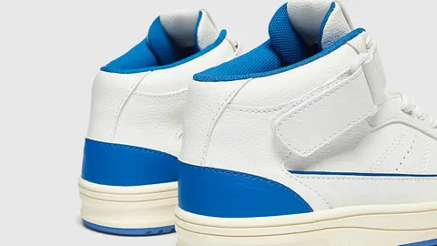 Este intento de imitar las Nike de Jordan desde Pull And Bear es una ganga