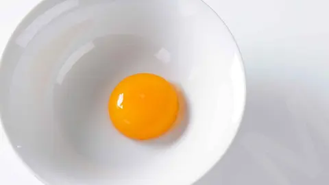 El Corte Ingl&eacute;s le pone huevos e inventa para la cocina el separador de la yema y la y clara