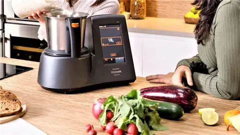 Amazon rebaja un 33% el robot de cocina m&aacute;s completo del mercado: 8.000 recetas