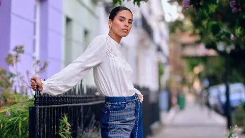 Cortefiel imita a Desigual con este pantal&oacute;n hecho de retales que es toda una maravilla
