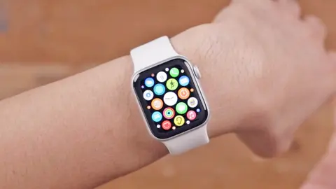 Regresa a Media Markt el reloj inteligente de Apple con precio a&uacute;n m&aacute;s accesible