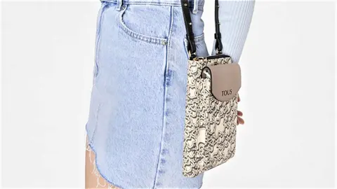 Tous arrasa con el bolso perfecto para llevar el m&oacute;vil en El Corte Ingl&eacute;s