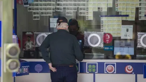 Una administraci&oacute;n de Loter&iacute;a en una foto de archivo