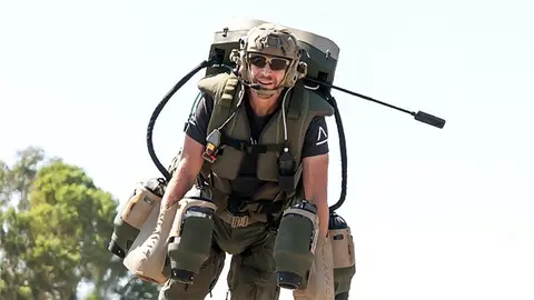 El verdadero Iron Man sobrevuela Andaluc&iacute;a