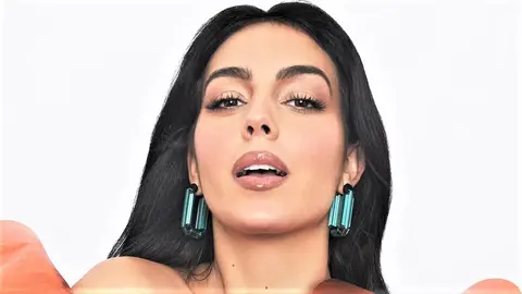 Los pendientes geom&eacute;tricos de Tous en El Corte Ingl&eacute;s son la clave del &eacute;xito de Georgina Rodr&iacute;guez