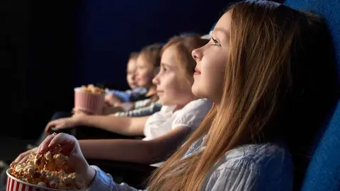 Ni&ntilde;os en el cine
