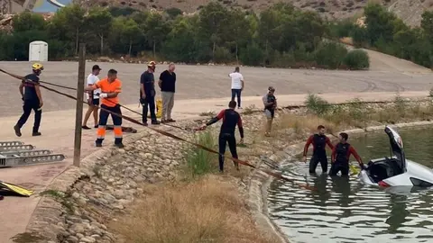 Cae al canal del pantano de Cuevas del Almanzora en Almer&iacute;a. Estas son las consecuencias