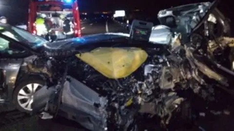 Un muerto y 2 heridos tras el choque entre tres turismos en Baeza (Ja&eacute;n)