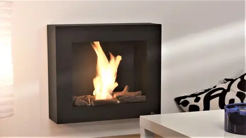 Bye a taparse: Leroy Merl&iacute;n vence al invierno con una estufa que es tambi&eacute;n chimenea