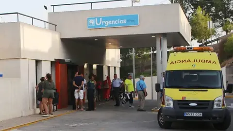 As&iacute; apu&ntilde;ala a un compa&ntilde;ero de clase en un instituto de Murcia