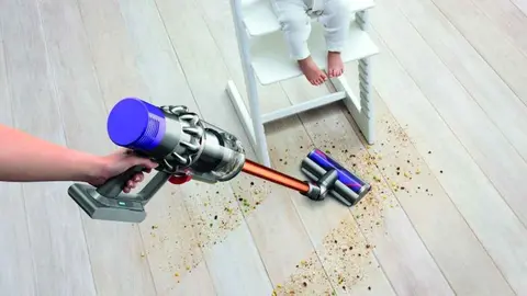 La aspiradora de Media Markt que puede tragar lo que quieras (suelo o sof&aacute;) y gasta poca energ&iacute;a