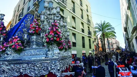 Esto es todo lo que debes saber sobre la procesi&oacute;n de la Virgen del Rosario, Patrona de C&aacute;diz
