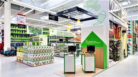 El armario plateado de 580 euros del Outlet de Leroy Merlin