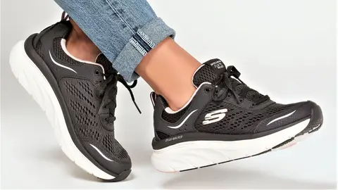 Decathlon tira por los suelos el precio de estas zapatillas de Skechers perfectas para combatir el fr&iacute;o