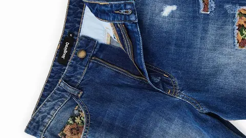 El pantal&oacute;n de Desigual que te sirve para ir al trabajo: parece moda casual de Pull & Bear