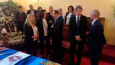 Emilio Butrague&ntilde;o en el sepelio de Rafa Verd&uacute; en Jerez