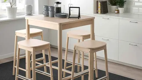 El conjunto de muebles de Ikea con el que tendr&aacute;s un bar en casa