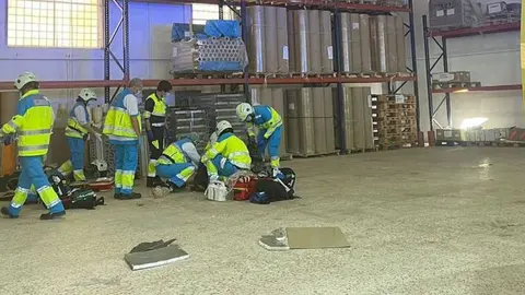 Muere un hombre tras caer desde varios metros de altura cuando trabajaba en una nave en Almer&iacute;a