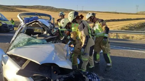 Muere un hombre tras chocar su turismo contra un cami&oacute;n en la A-44 a su paso por Bail&eacute;n en Ja&eacute;n