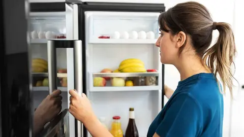 El nuevo frigor&iacute;fico americano negro entero de Leroy Merlin causa furor entre sus clientes