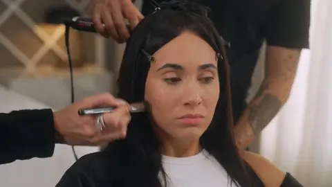 Aitana ense&ntilde;a c&oacute;mo le preparan para Los 40 Music Awards con VOGUE Espa&ntilde;a