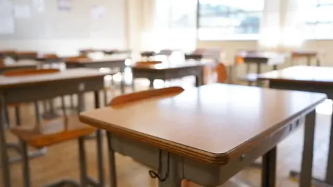 Andaluc&iacute;a anuncia un proyecto piloto contra el fracaso y el absentismo escolar en zonas desfavorecidas