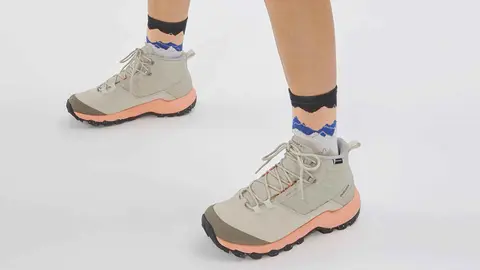 Botas de monta&ntilde;a y trekking impermeables Quechua MH500 de Decathlon