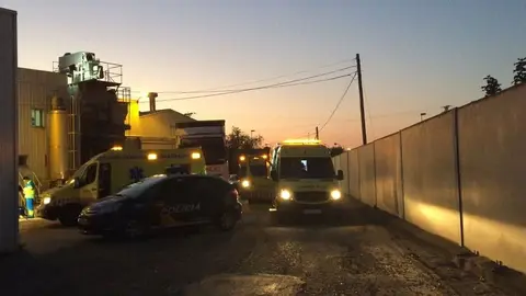 Muere un hombre atrapado debajo de una furgoneta en un pol&iacute;gono industrial de El Ejido (Almer&iacute;a)