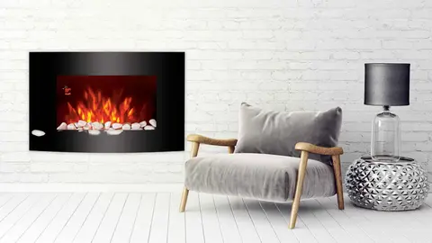 Esta chimenea el&eacute;ctrica de Leroy Merlin queda aut&eacute;ntica en la pared