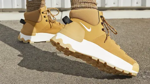 Las botas de mujer de Nike para este invierno que marcan estilo de moda