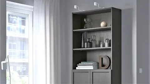 La elegante estanter&iacute;a negra para el sal&oacute;n de Ikea que est&aacute; arrasando