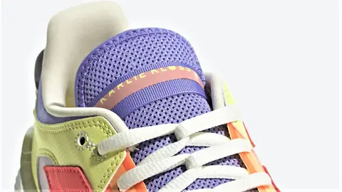 La fiebre por las nuevas sneakers de Adidas para ser &uacute;nica: combina con moda casual
