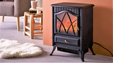 Ya puedes vestir tu sal&oacute;n como de pel&iacute;cula navide&ntilde;a con esta chimenea sin tiro de Leroy Merlin