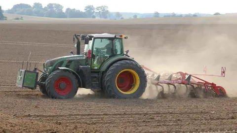 Un tractor en una foto de archivo