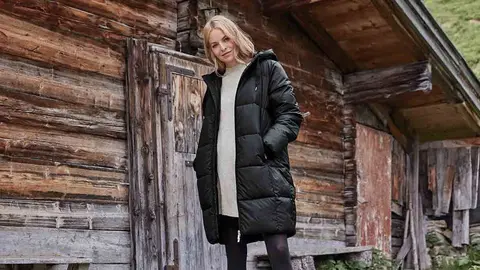 En Lidl ya nadie busca lentejuelas, s&oacute;lo este abrigo acolchado largo de 28 euros