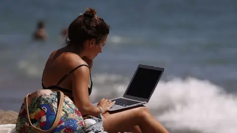 Esta es la campa&ntilde;a 'Andaluc&iacute;a is calling' para atraer a n&oacute;madas digitales y energ&eacute;ticos