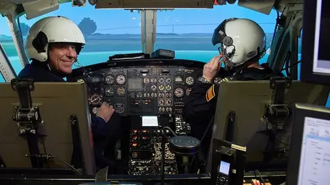 Jos&eacute; Luis Sanz crear&aacute; en Sevilla una oficina de coordinaci&oacute;n aeron&aacute;utica y del espacio