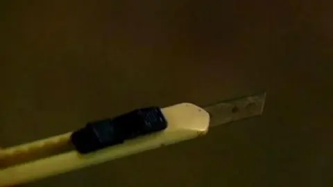 Lamentable agresi&oacute;n en Huelva. Golpean a una mujer con un c&uacute;ter en plena calle