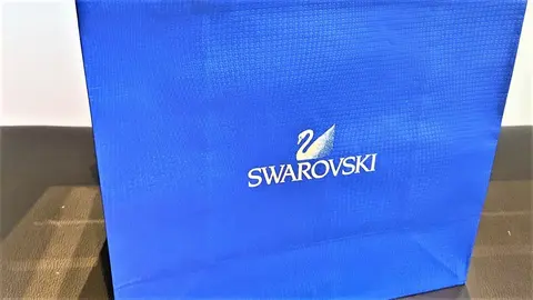 Amar&aacute;s los nuevos pendientes de Swarovski que compran las clientas m&aacute;s elegantes de Amazon