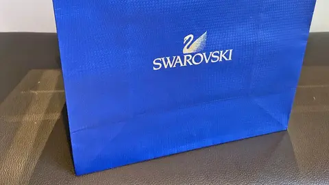 Los pendientes de Swarovski que tienen descuentazo en Amazon y son ideales para una fiesta