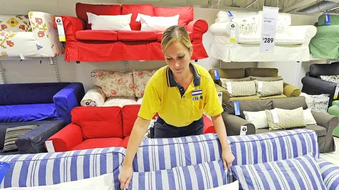 Este sof&aacute; (efecto vintage) de Ikea te recordar&aacute; que sus muebles superan todas tus expectativas
